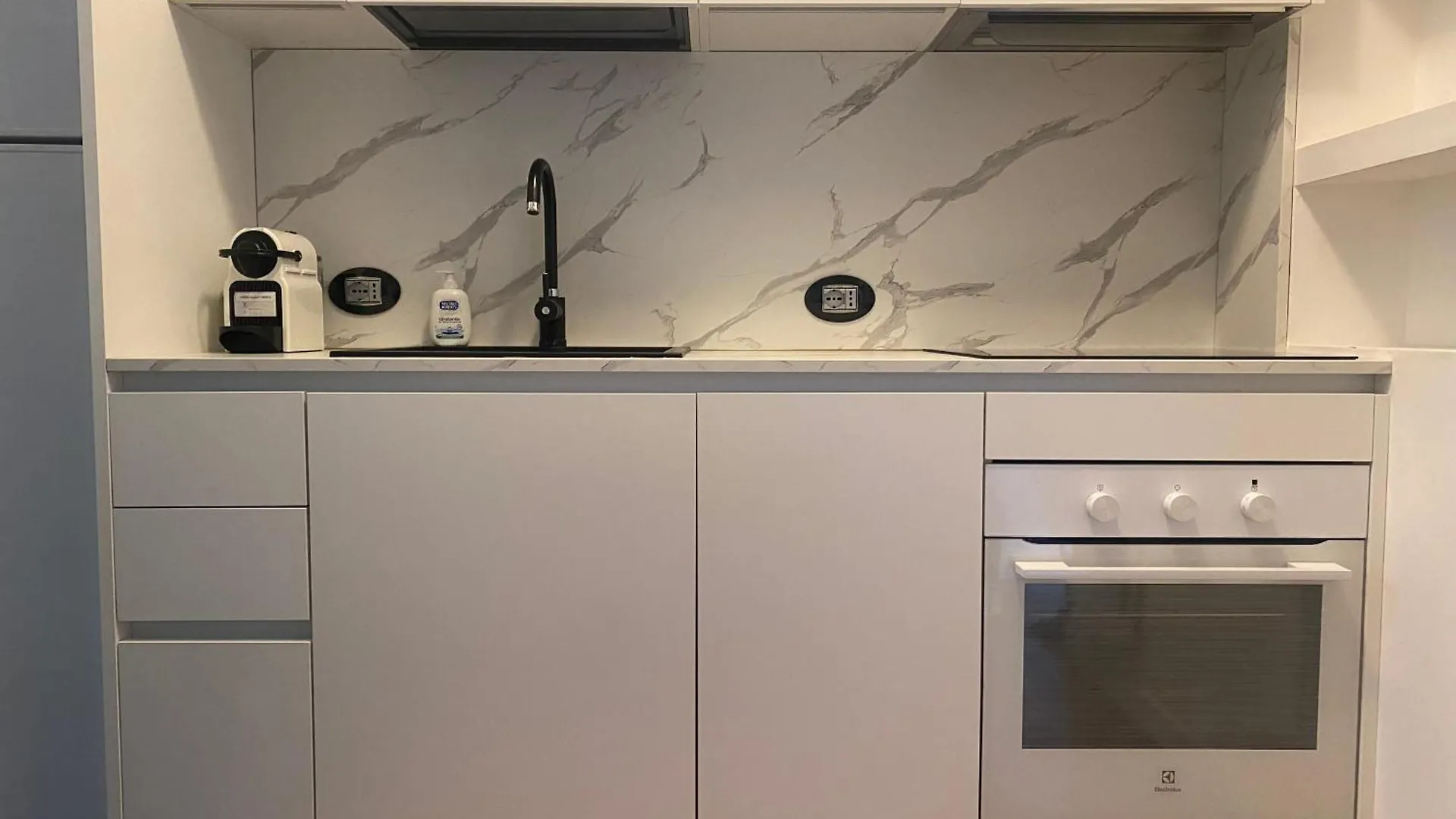 Brera Center Milano-The Art Of Living-Metro Apartment