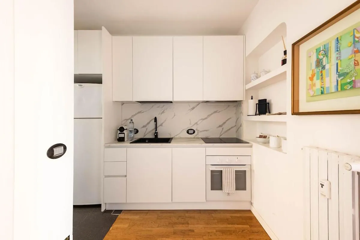 Brera Center Milano-The Art Of Living-Metro Apartment Italy
