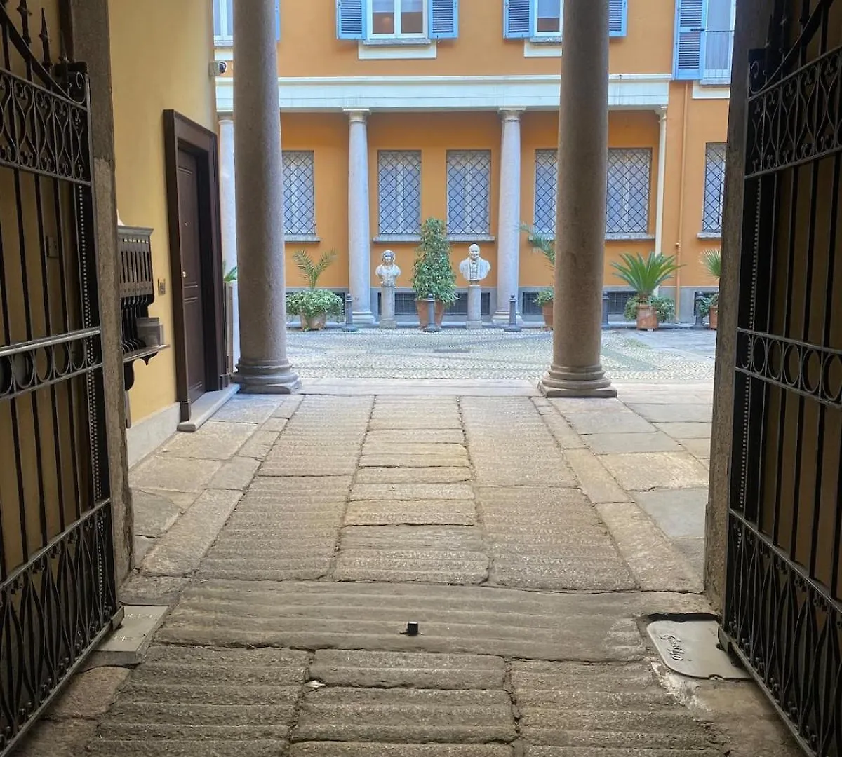 Appartamento Brera Center Milano-The Art Of Living-Metro Milano